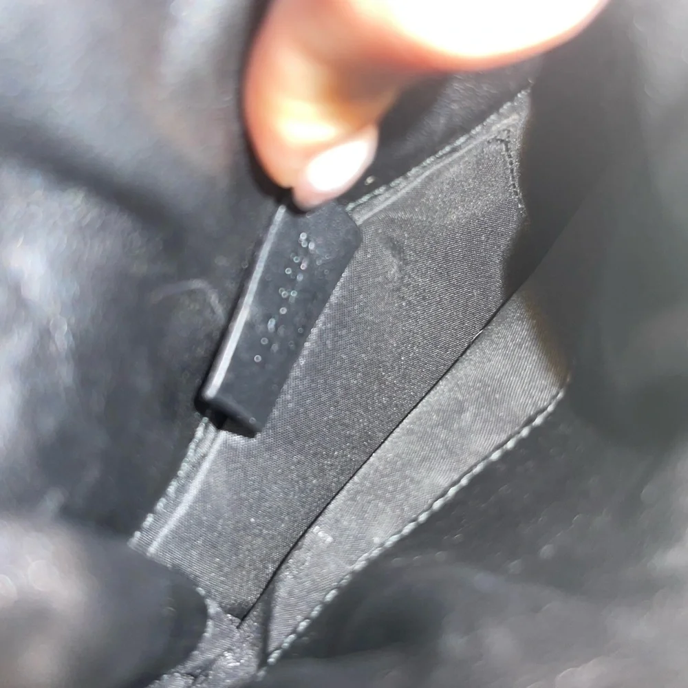 Mini Gucci Drawstring Pouch - Picture 7 of 9